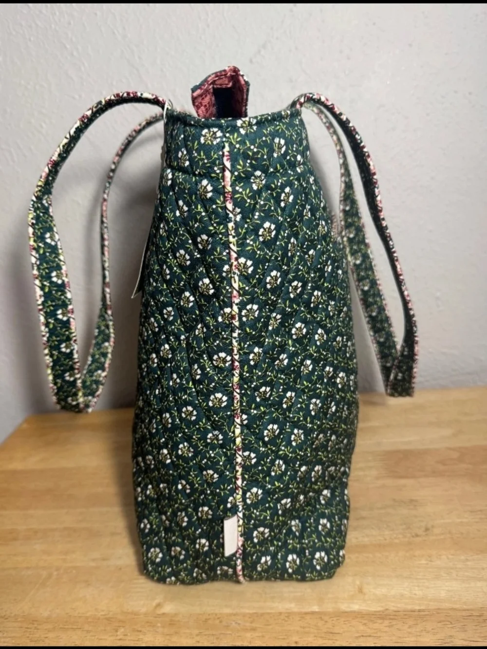 Vera Bradley Small Original Zip Tote in Mistletoe Lattice New With Tags - Green